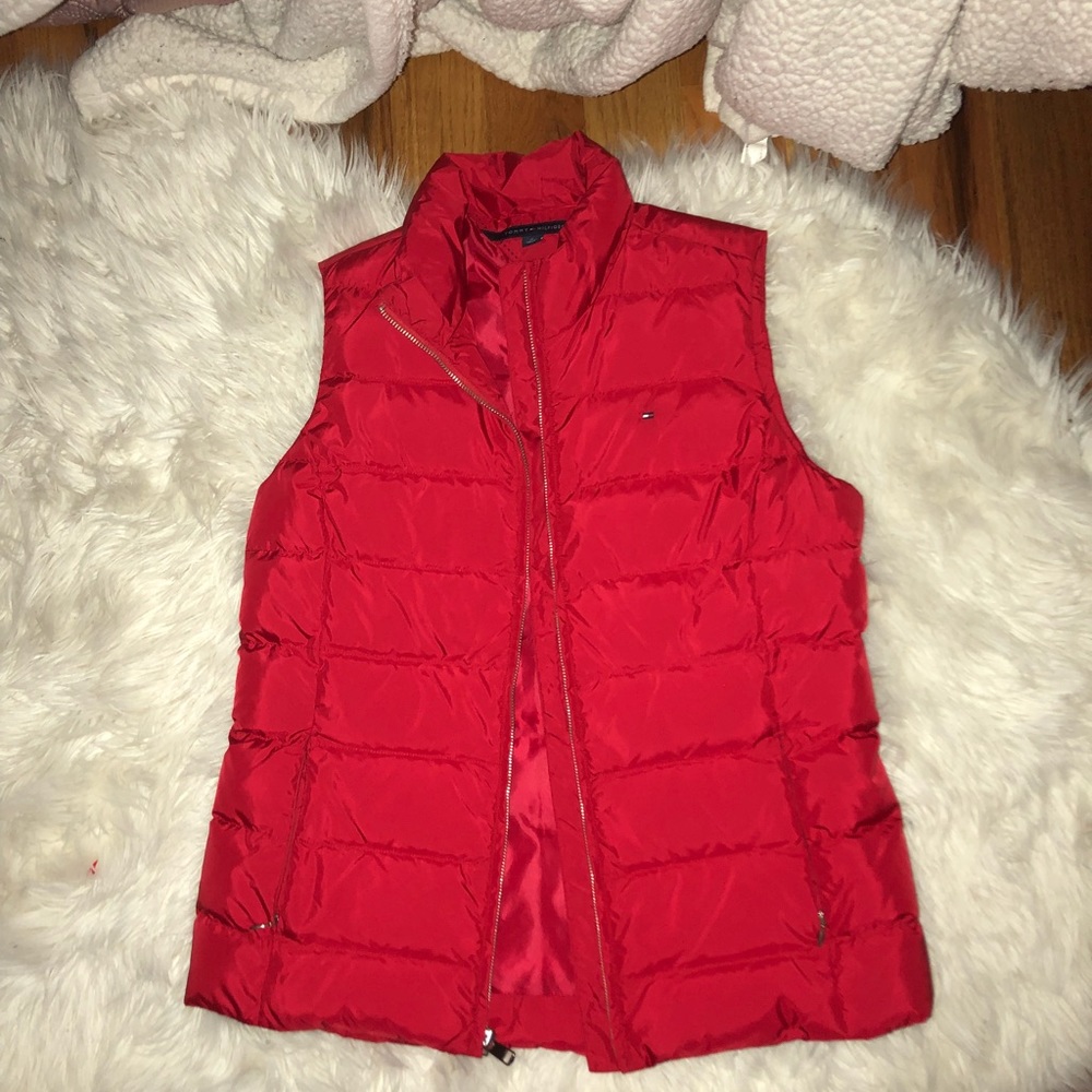 NWOT Tommy Hilfiger Vest!!